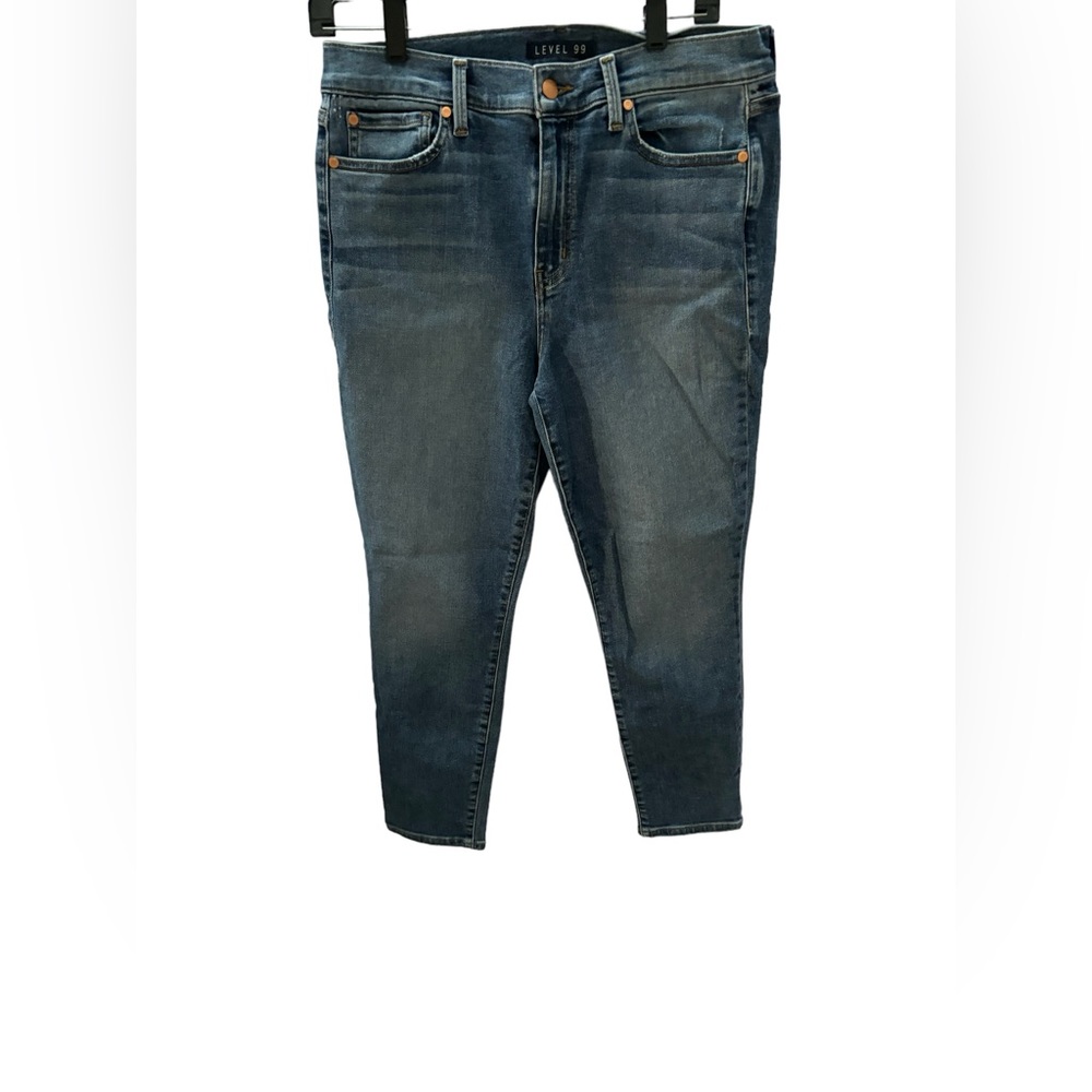 Level 99‎ Women’s Nostalgic Blue Jeans Size 31
